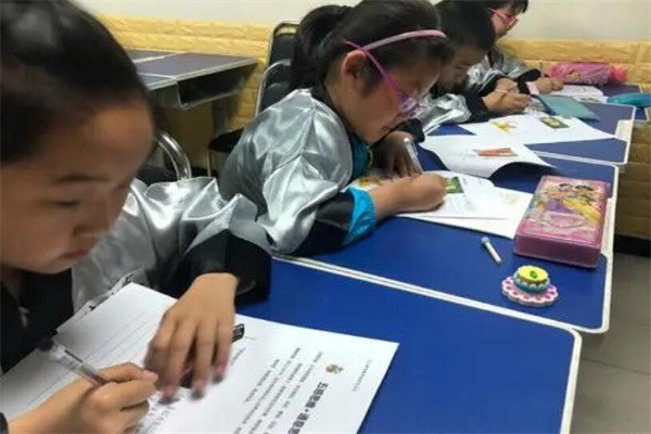 大人物思维作文